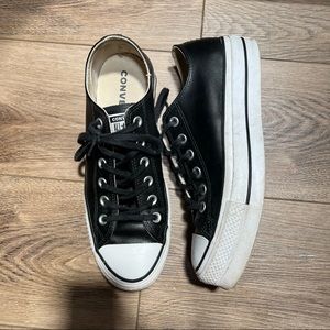 Chuck Taylor All Star Lift Platform Leather size 9